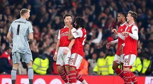 他曾多次资 他曾多次资